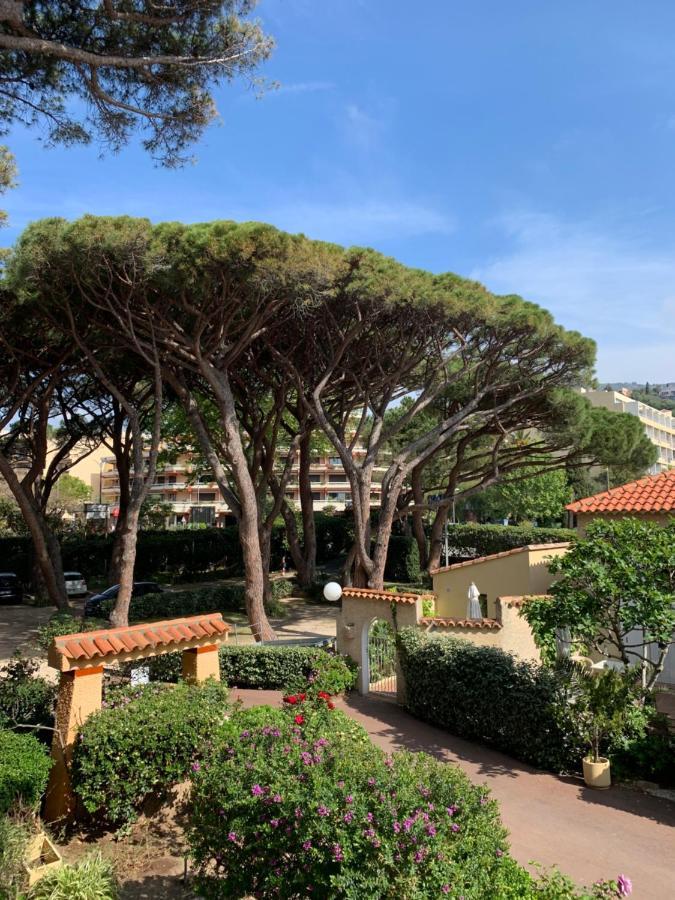 Hotel Beau Rivage Le Lavandou Zewnętrze zdjęcie