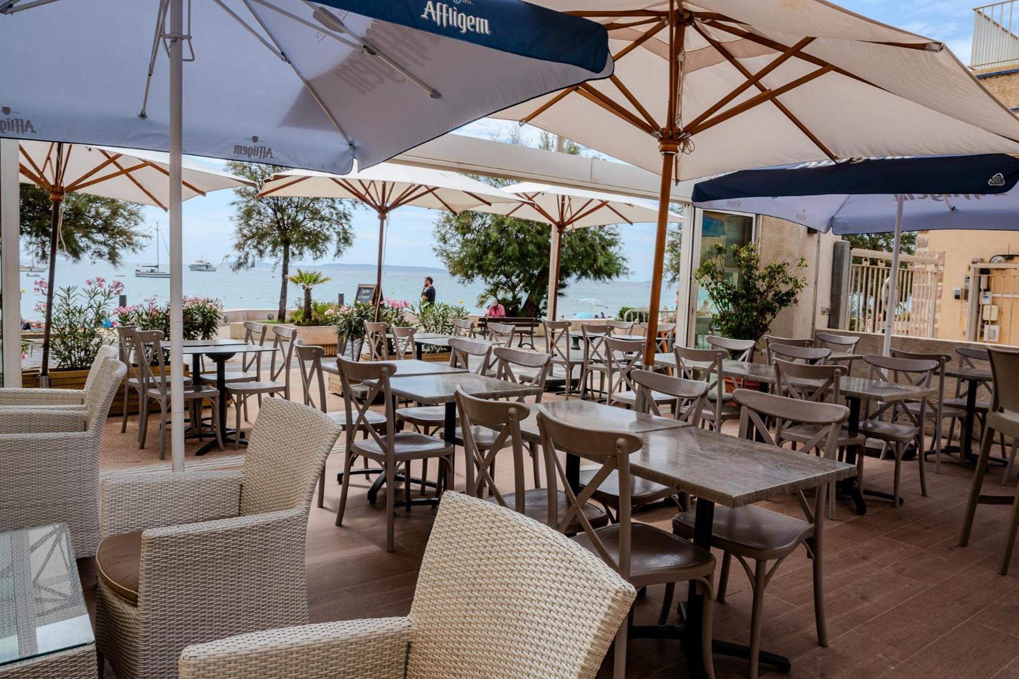 Hotel Beau Rivage Le Lavandou Zewnętrze zdjęcie