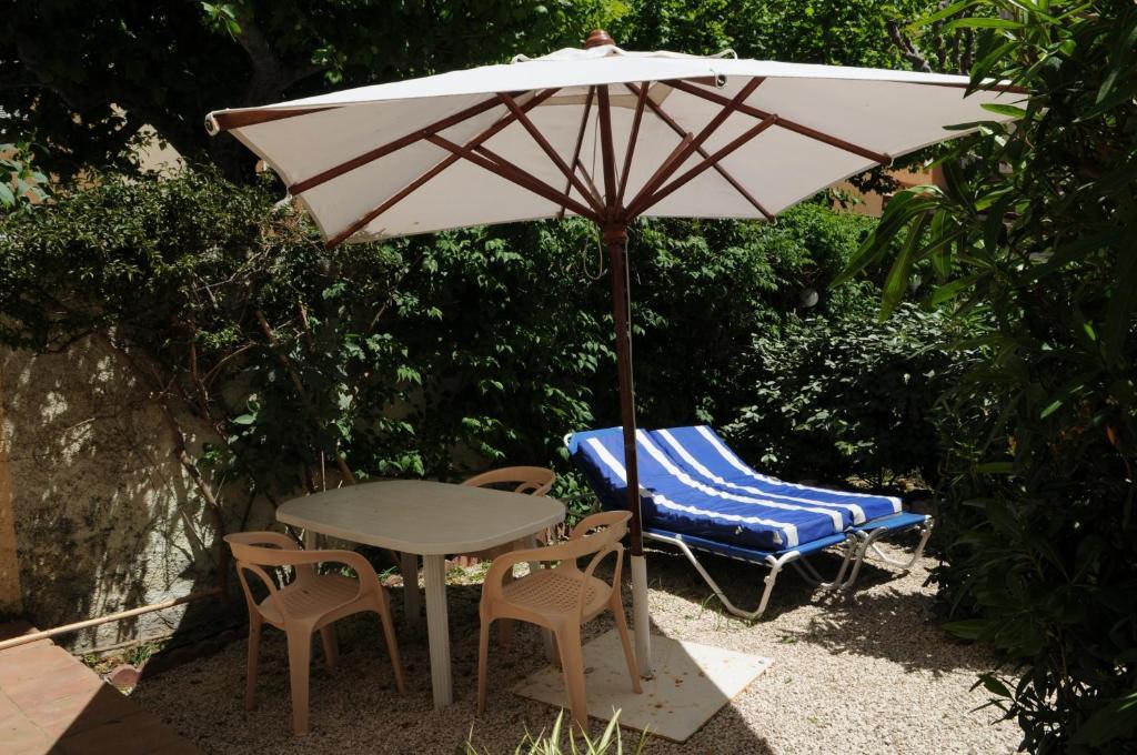 Hotel Beau Rivage Le Lavandou Pokój zdjęcie